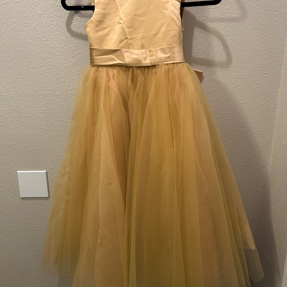 Youth Elegant Gold Sleeveless Dress size 6